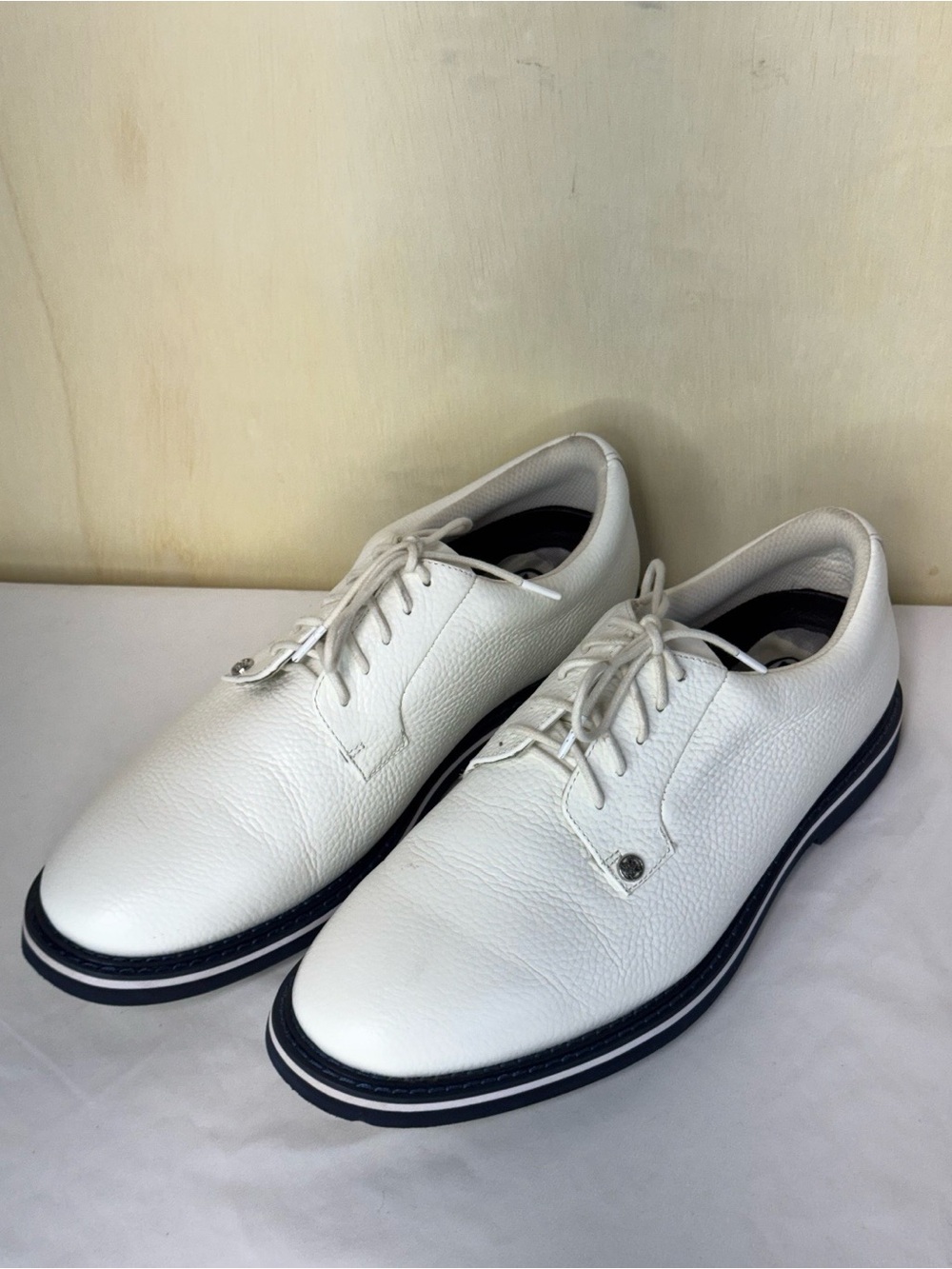 G/Fore The Gallivanter Golf Shoes Mens Size US 11.5 White G4 Pebble Leather